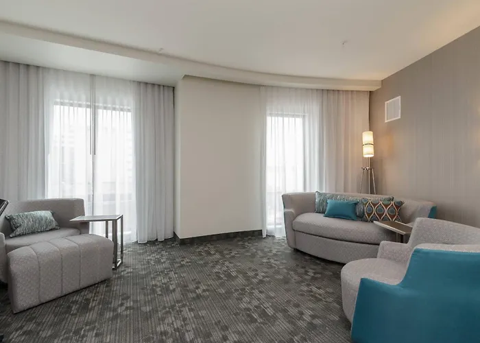Courtyard By Marriott South Bend Downtown