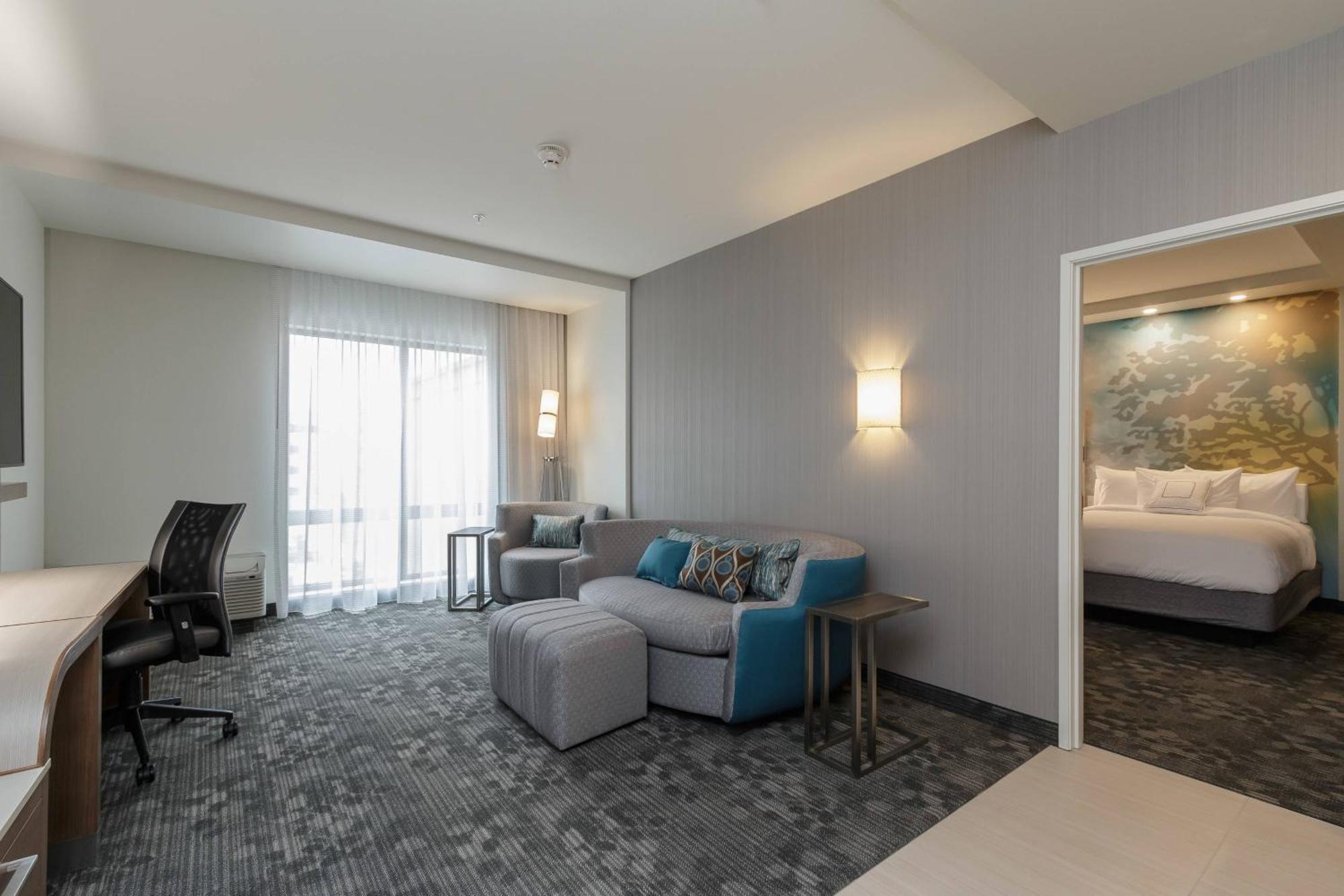 Hotel Courtyard By Marriott Downtown