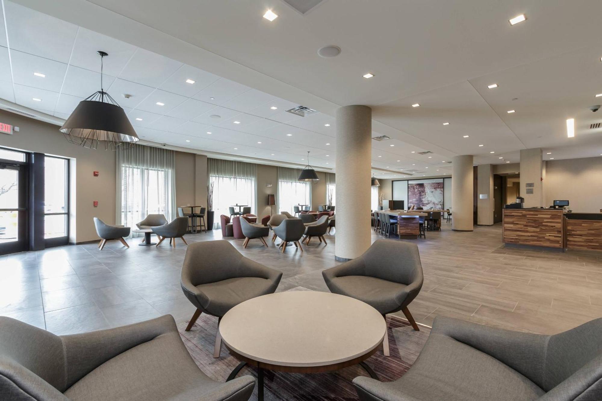 Courtyard By Marriott Downtown South Bend