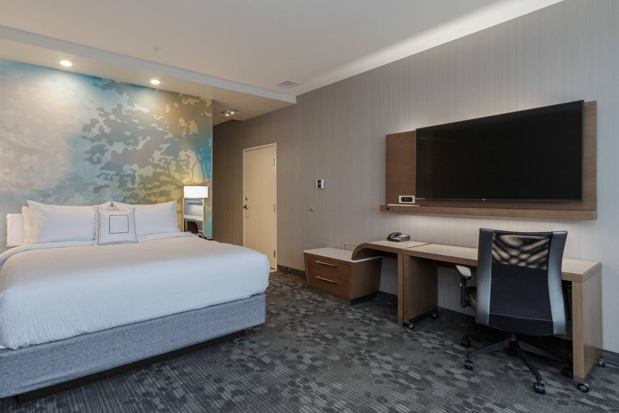Courtyard By Marriott Downtown 3* South Bend