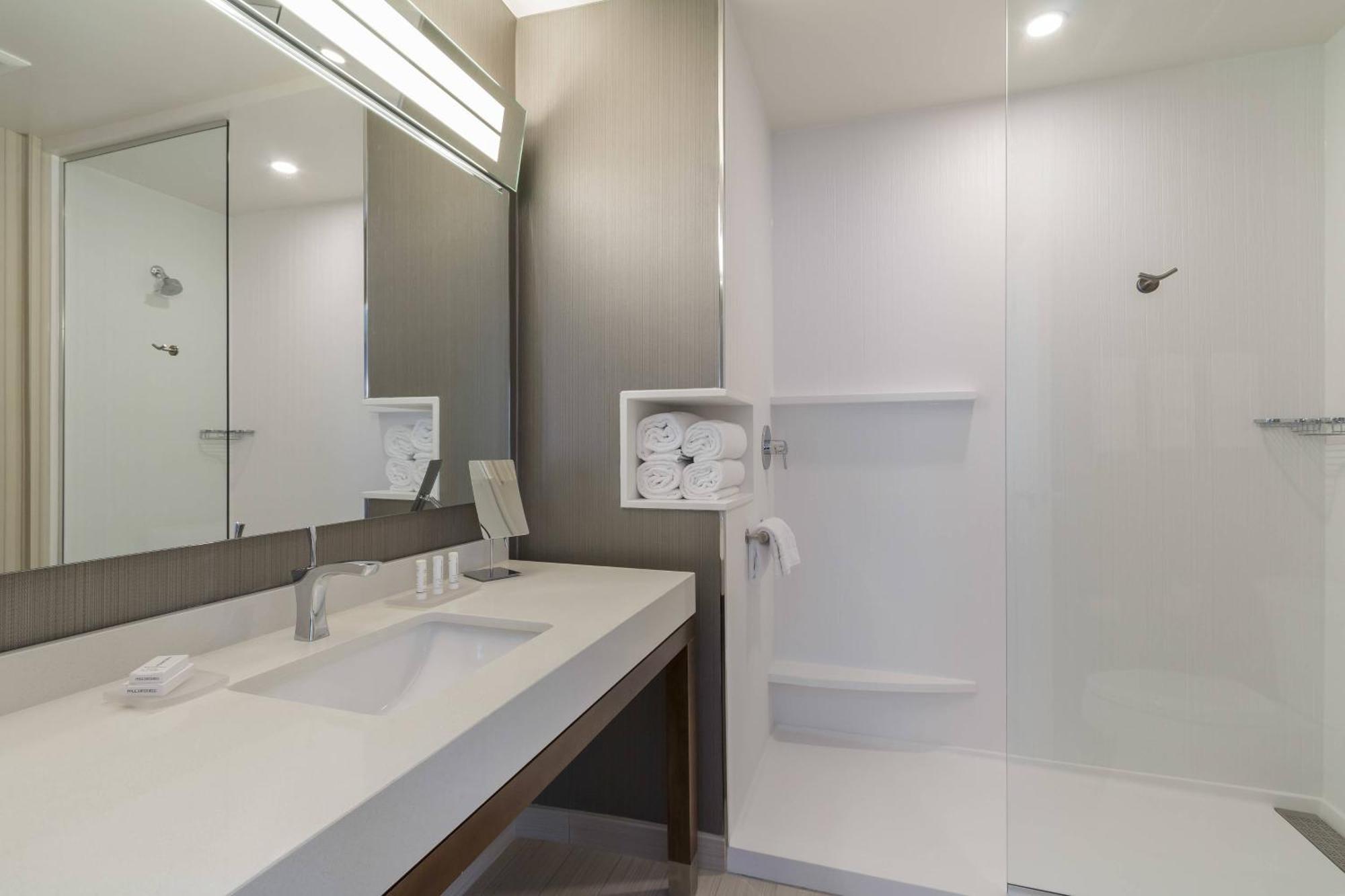 Courtyard By Marriott Downtown 3* South Bend