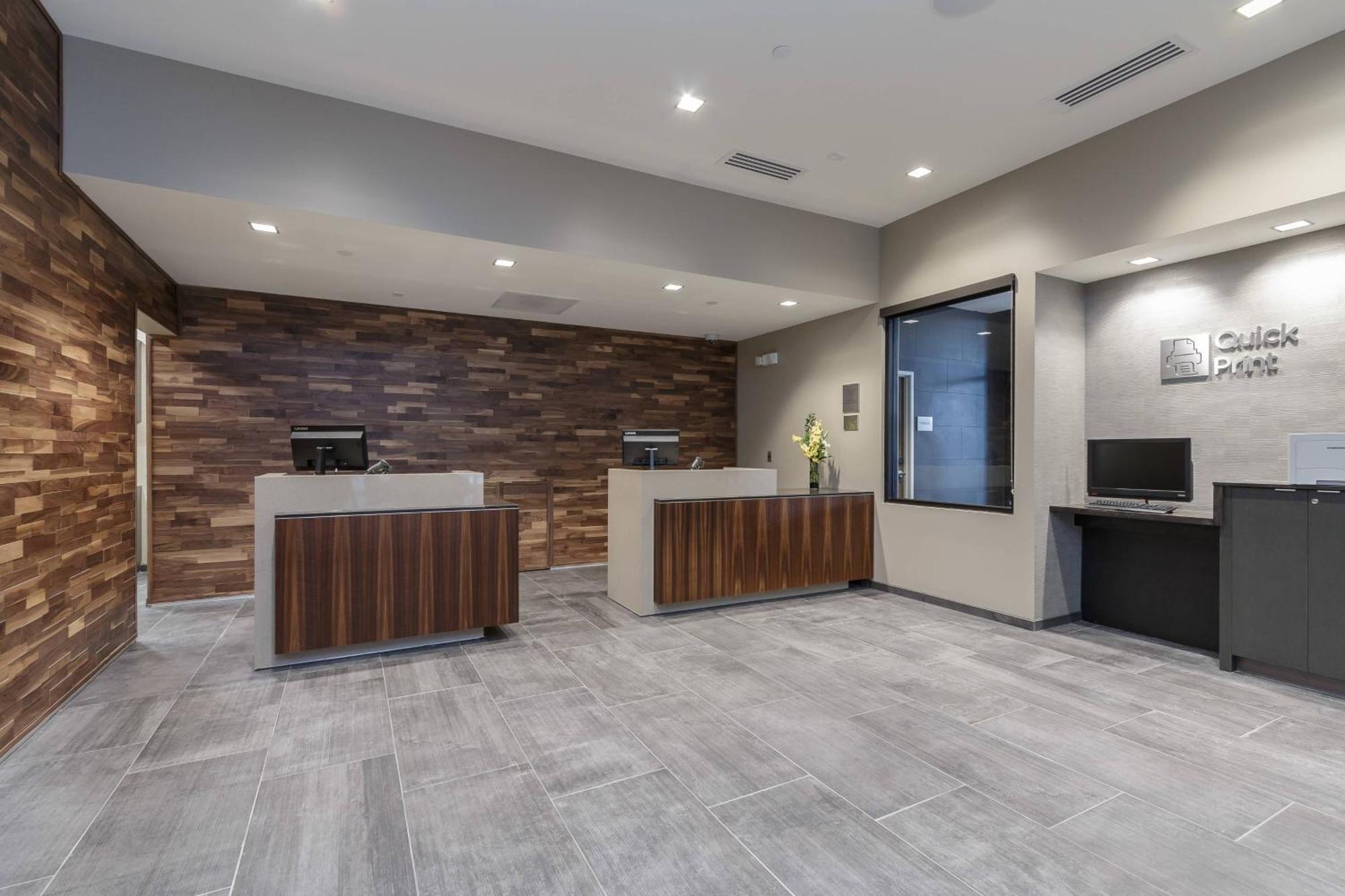 Courtyard By Marriott Downtown Hotel 3*